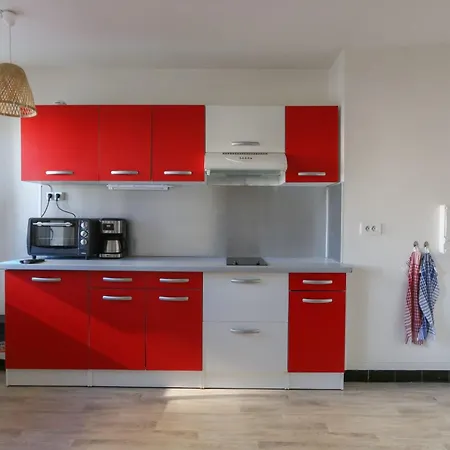 Appartement 32 M Love Nest Studio With Balcony *
