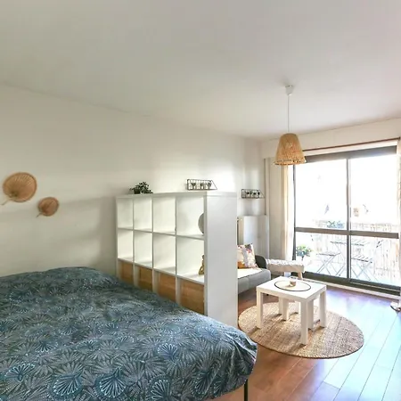 32 M Love Nest Studio With Balcony